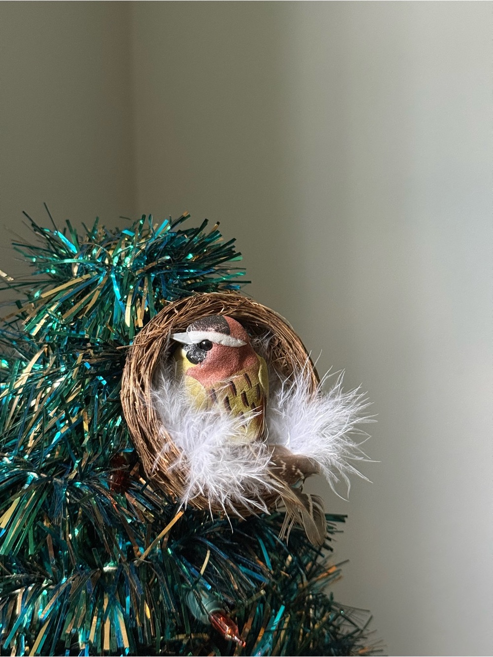 Vintage Faux Feather Straw Bird in Nest Christmas Tree Crafting Clip-On Ornament